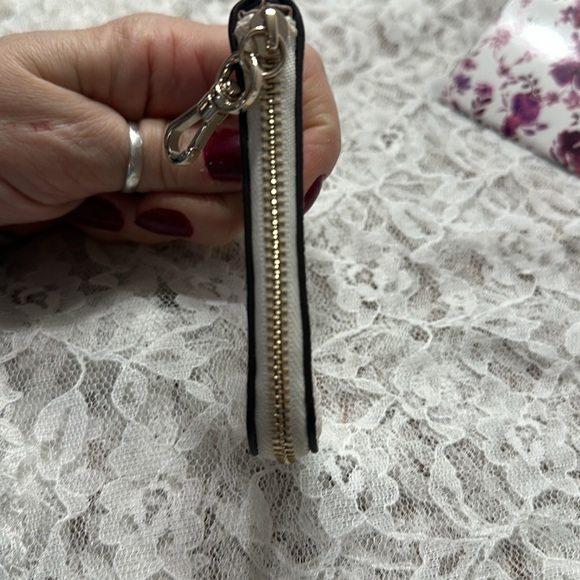 NEW Kate Spade zippered change purse 4.25” x 3” in winter white - Picture 5 of 5